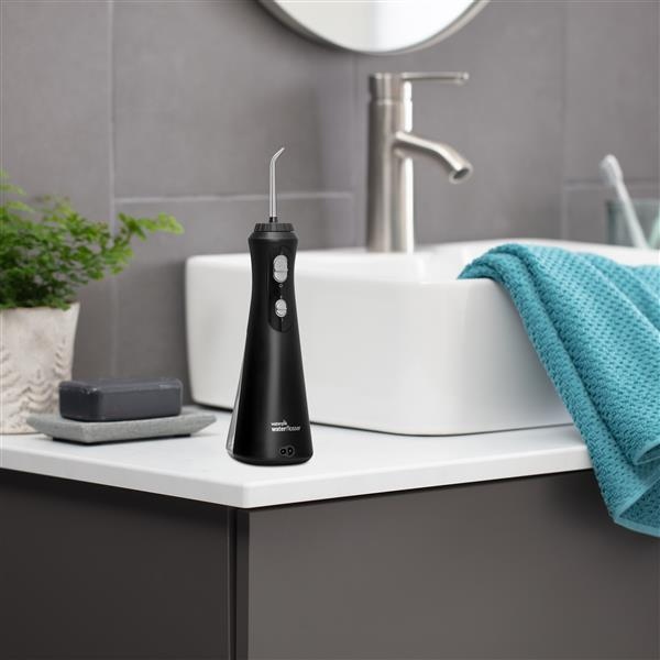 black-cordless-plus-water-flosse
