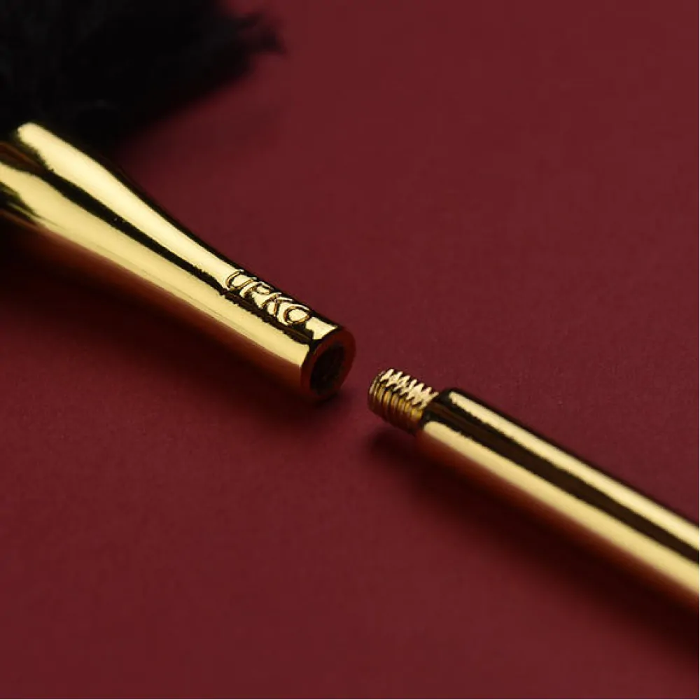 pero-na-pozolochennoi-ruchke-premium-feather-tickler-upko-72629889430254_-13df5681d6