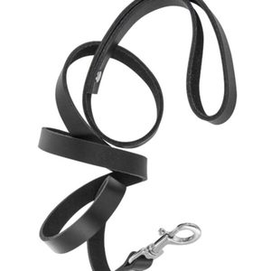Повідець із нашийником Fetish Tentation Premium Patent Leather Choker & Leash