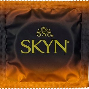 Безлатексні преміум-презервативи SKYN Large 3 шт, збільшений розмір