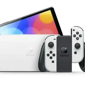 Портативна ігрова консоль Nintendo Switch OLED з білими Joy-Con