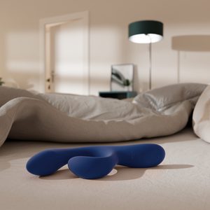 Смарт вібратор-кролик We-Vibe Nova Midnight Blue, ергономічний, регульований кут нахилу стовбура