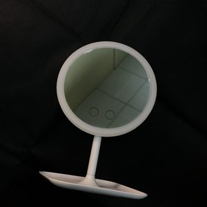 Косметичне дзеркало з LED-підсвічуванням 2.0