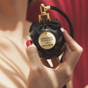 Зволожувальний спрей для тіла Bijoux Indiscrets Aphrodisia Body Mist зі збуджувальним ароматом