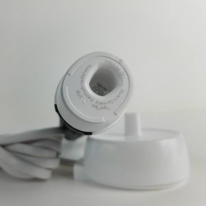 Електрична зубна щітка Braun Oral-B PRO 1000 Cross Action