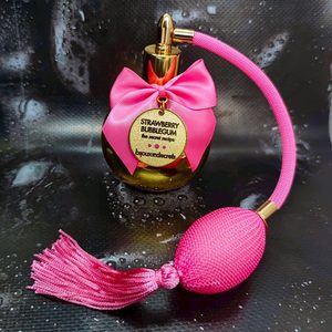Зволожувальний спрей для тіла Bijoux Indiscrets Bubblegum Body Mist зі збуджувальним фруктовим ароматом