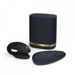 Преміальний подарунковий набір Golden Moments: Womanizer Premium та We-Vibe Chorus Black