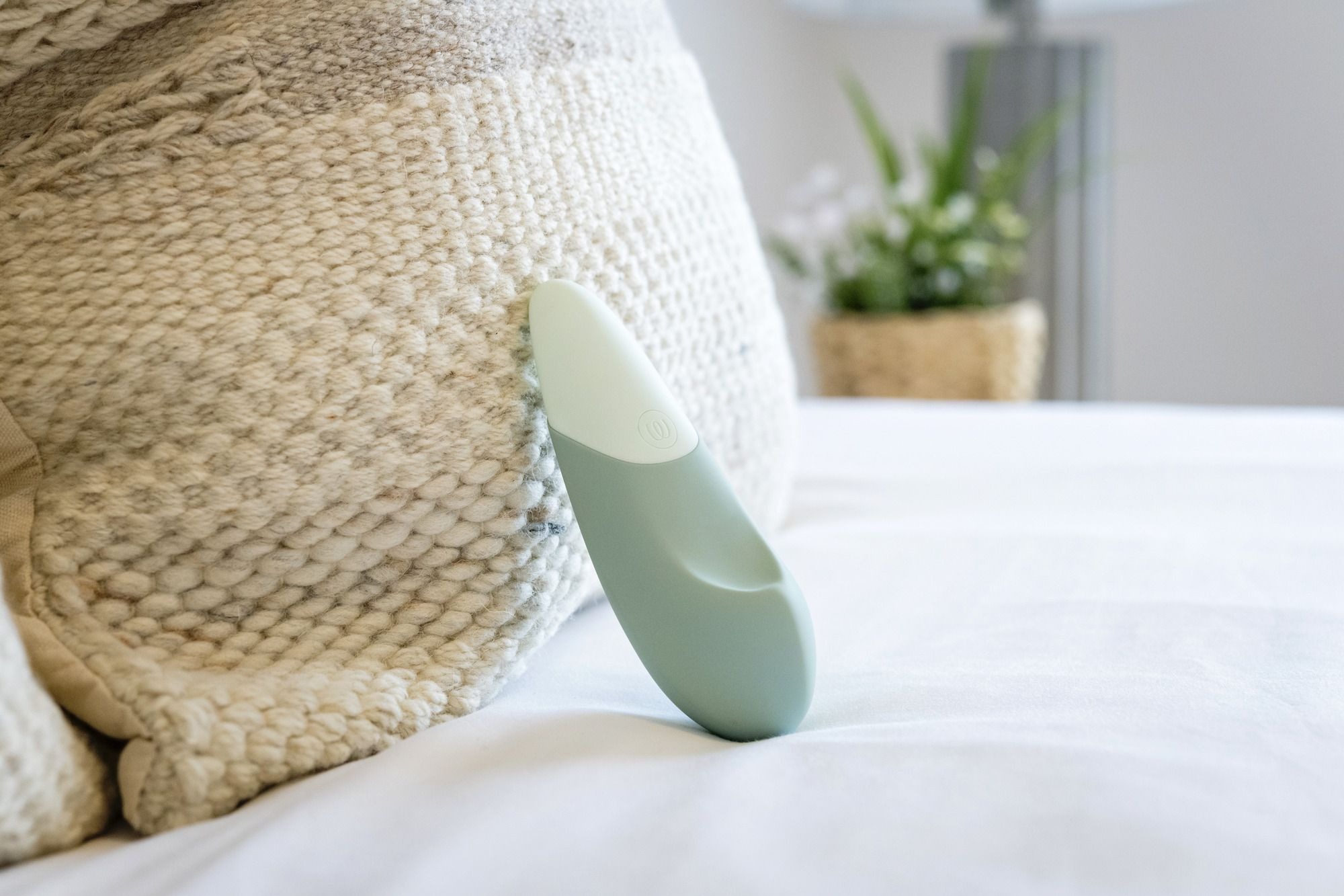 Мінівібратор Womanizer Vibe Sage, 3 авторежими + 10 рівнів інтенсивності
