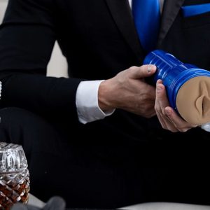 Мастурбатор-вагіна Fleshlight Boost Bang Medium Dark Flesh, плаваючі кільця Turbo Tech
