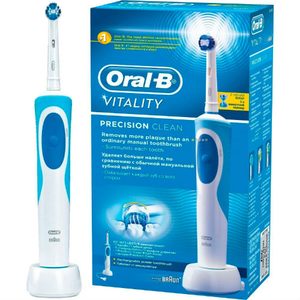 Електрична зубна щітка ORAL-B BRAUN Vitality CrossAction/D12