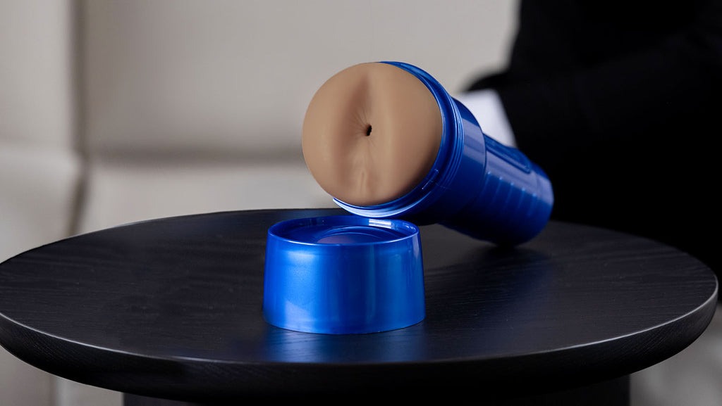 Мастурбатор-попка Fleshlight Boost Blast Female Medium Dark Flesh, плаваючі кільця Turbo Tech
